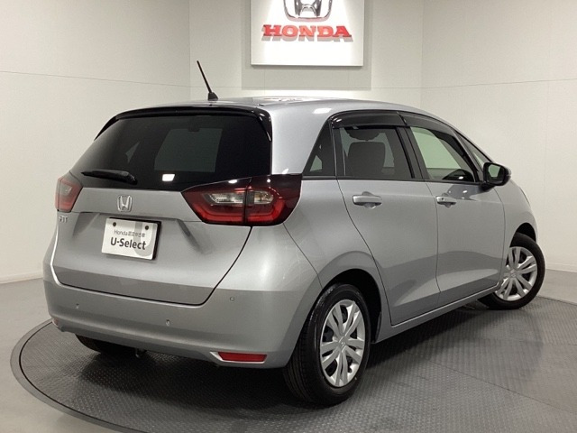 フィット1.5 ベーシック