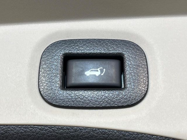 �y�p���[�o�b�N�h�A�z�X�}�[�g�L�[��^�]�Ȃ̃{�^�������������Ń��A�Q�[�g�������ŊJ���܂�!�ו��������Ă��鎞��A�����ʒu�ɂ���o�b�N�h�A��߂�ۂɕ֗��ȋ@�\�ł���