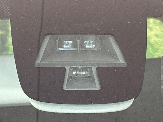 �y�X�Y�L �Z�[�t�e�B�T�|�[�g�z���s���ɑO���̎ԗ�����F�����A�Փ˂������Ȏ��͌x��ƃu���[�L�ŏՓˉ���Ɣ�Q�y�����A�V�X�g�B�����S�Ƀh���C�u�����y���݂��������܂��B