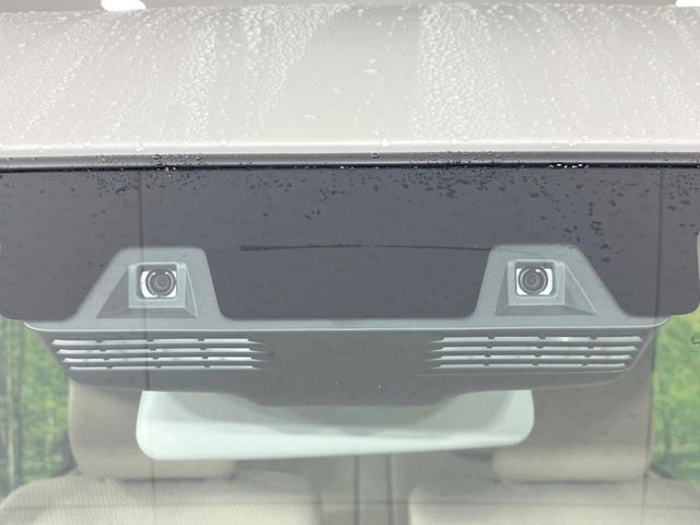 【スズキ セーフティサポート】走行中に前方の車両等を認識し、衝突しそうな時は警報とブレーキで衝突回避と被害軽減をアシスト。より安全にドライブをお楽しみいただけます。