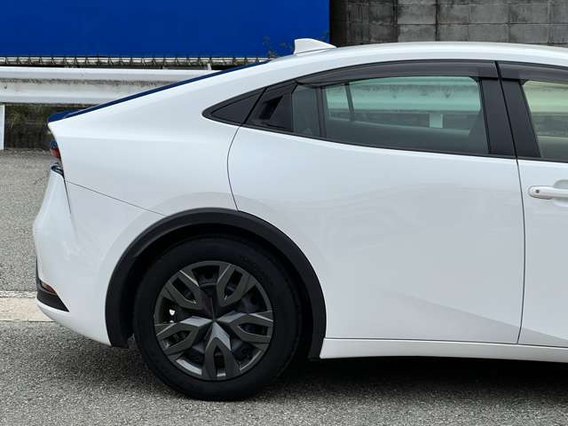 弊社は、お客さまのニーズにお応え出来るよう、豊富な車種を取り揃えております。お乗り換えの際も、是非、よろしくお願いいたします。