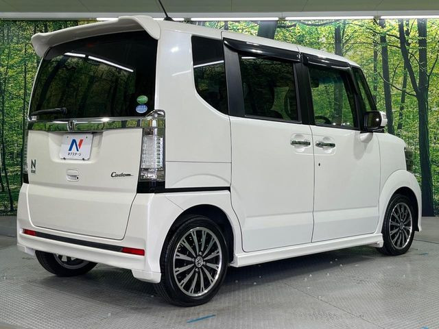 ☆全国のネクステージからお取り寄せが可能※!遠方の店舗に展示してあるクルマが気になる場合も、最寄りの店舗でご覧いただくことが可能です!是非私たちに要望をお聞かせください!※別途費用