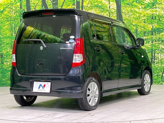 ☆全国のネクステージからお取り寄せが可能※!遠方の店舗に展示してあるクルマが気になる場合も、最寄りの店舗でご覧いただくことが可能です!是非私たちに要望をお聞かせください!※別途費用