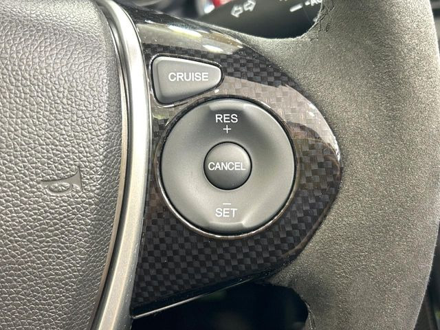 �y�N���[�Y�R���g���[���z�������H�����N���N���s�B�A�N�Z���𗣂��Ă���葬�x�ő��s���ł��A�������^�]���̕��S���y��!�����E�������ȒP�ȃX�C�b�`����Œ����ł��܂��B