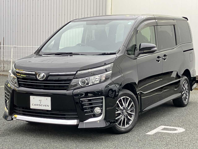 ヴォクシー(トヨタ) 2.0 ZS 4WD 中古車画像