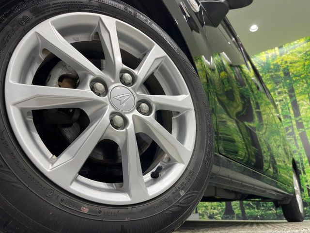 �y����14�C���`�A���~�z�C�[���z�O�ςɃ}�b�`���������A���~�z�C�[���𑕒����Ă���܂��B�e��ЊO�A���~�z�C�[����A�X�^�b�h���X�^�C�����戵�����Ă���܂��B���񂲑��k����������