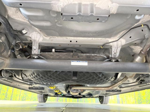 下回りがきれいなうちに、防錆加工の施工がオススメ。降雪地域はもちろん、沿岸部にお住いの方や、趣味でマリン・ウィンタースポーツをされる方にご好評いただいております。