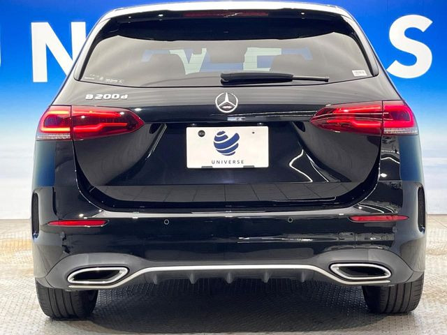 ●当店では第三者機関による車両品質鑑定を導入し、修復歴車を排除。鑑定書が発行されますので、ぱっと見ただけでは分からない箇所まで納得した上でご検討いただけます。※一部未実施の場合がございます。