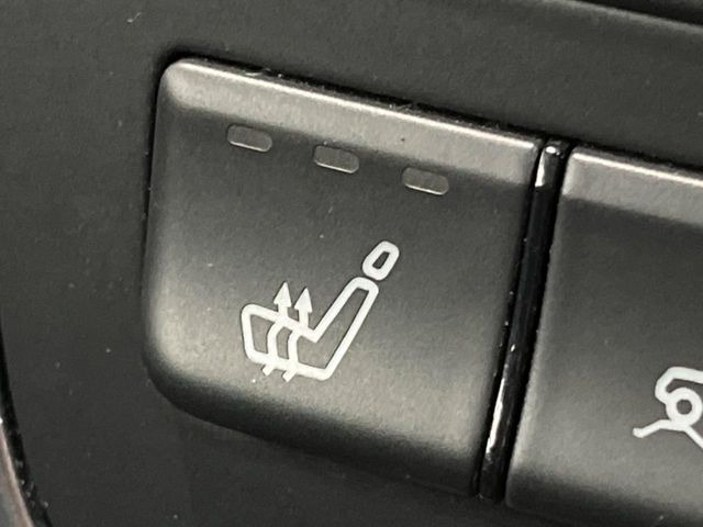 ���t�����g�V�[�g�q�[�e�B���O:�^�]�ȁE����ȋ��ɎO�i�K�Œ��߂��\�ȃV�[�g�q�[�^�[�𑕔����Ă���܂��B�G�߂��킸���K�ɂ��g�p���������܂��B