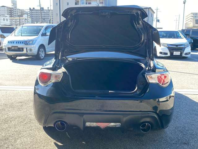 �F���C���^�[���炨�Ԃ�3���ƃA�N�Z�X�֗�!�߂��ɂ͗L���ό��n�̕F���������܂��̂ŁA�ό��ƍ��킹�Ă̂����X���ǂ��ł��ˁ􊈋C���鎩���̃X�^�b�t�����q�l�̂����X�����҂����Ă���܂�!