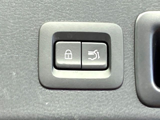 �y�p���[�o�b�N�h�A�z�X�}�[�g�L�[��^�]�Ȃ̃{�^�������������Ń��A�Q�[�g�������ŊJ���܂�!�ו��������Ă��鎞��A�����ʒu�ɂ���o�b�N�h�A��߂�ۂɕ֗��ȋ@�\�ł���