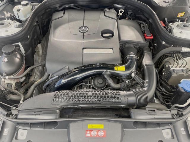 �����X�ł́A�e���[�J�[�̐�p�f�f�e�X�^�[�𓱓��B���Ǝ��i�����e�N�j�J���X�^�b�t���풓���Ă���܂��̂ŁA������̍ۂɂ����S���Ă����p���������܂��B