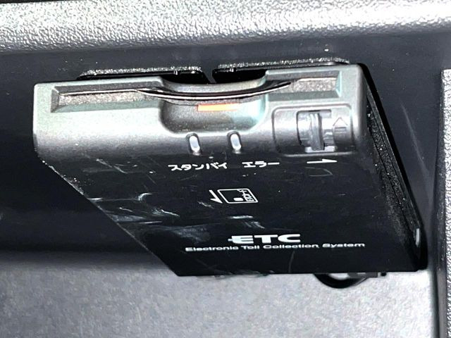 【ETC】高速道路の料金所をストレスなく通過!話題のスポットやサービスエリアに多い「スマートIC」利用時は必須のアイテムです。当店でセットアップを実施、ご納車当日からすぐにご利用いただけます!