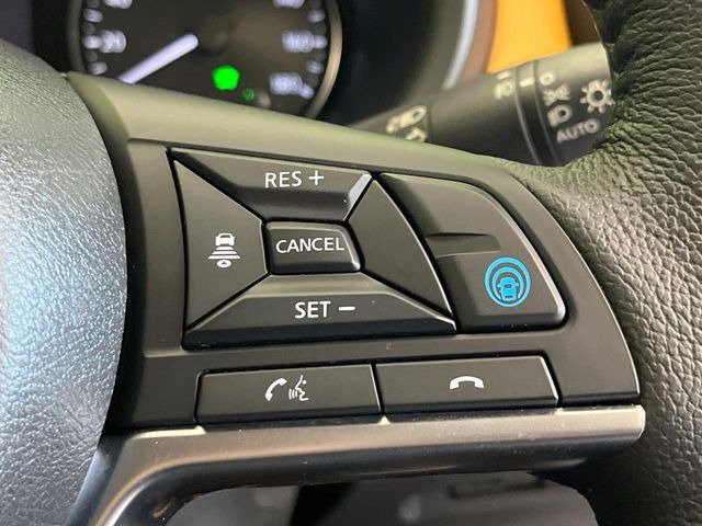 �y�v���p�C���b�g�z�������H�ł̒��������s���y��!!�a�؎��Ə��񑖍s�̃V�[���ŁA�A�N�Z���E�u���[�L�E�X�e�A�����O�������Ő��䂵�A�������^�]�̕��S���y�����Ă���܂���