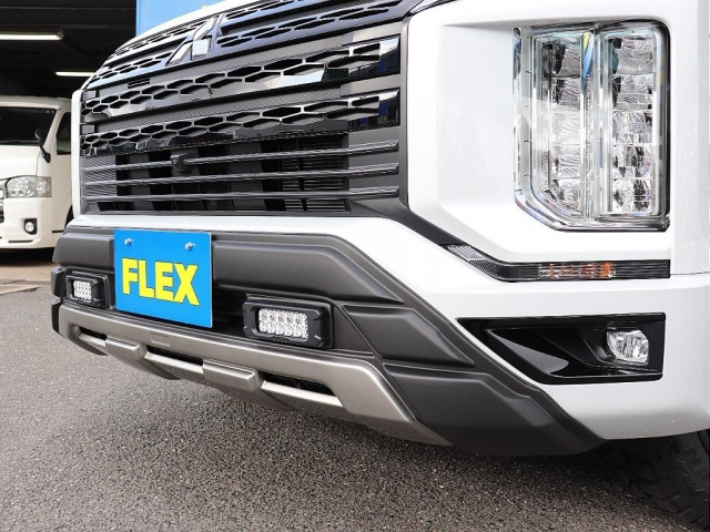 デリカD:52.2 ブラック エディション 4WD