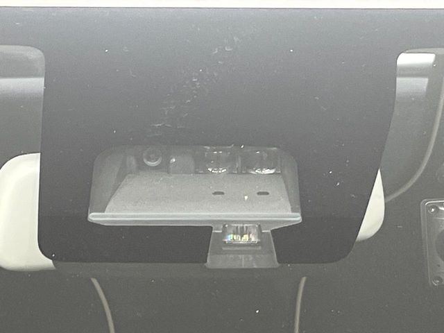 �y�X�Y�L �Z�[�t�e�B�T�|�[�g�z���s���ɑO���̎ԗ�����F�����A�Փ˂������Ȏ��͌x��ƃu���[�L�ŏՓˉ���Ɣ�Q�y�����A�V�X�g�B�����S�Ƀh���C�u�����y���݂��������܂��B