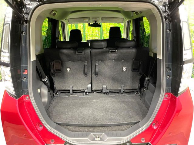 ���i�̂���������ʋ΁A���}���ɏ\���ȉ׎��X�y�[�X���m�ۂ��Ă���܂��B�Z�J���h�V�[�g��|���ƁA�傫�ȉו��̐ύڂ��\�ł���