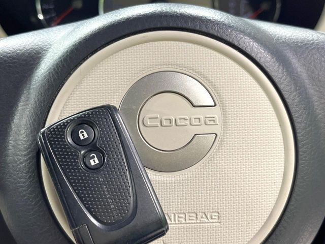 �y�L�[�t���[�V�X�e���z�J�o����|�P�b�g�ɓ��ꂽ�܂܂ł��h�A�̎{���E�������\�ȃX�}�[�g�L�[�𑕔��B�G���W���̃I���E�I�t�����J�M�����o���K�v����������Ƃ��Ă��֗��ł���