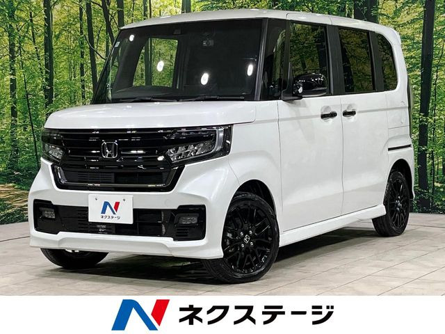 NBOXカスタム‼️⭐️車検長い‼️４ＷＤ‼️ ホンダ N-BOX カスタム 2023年モデル ベースグレード 4WDの価格
