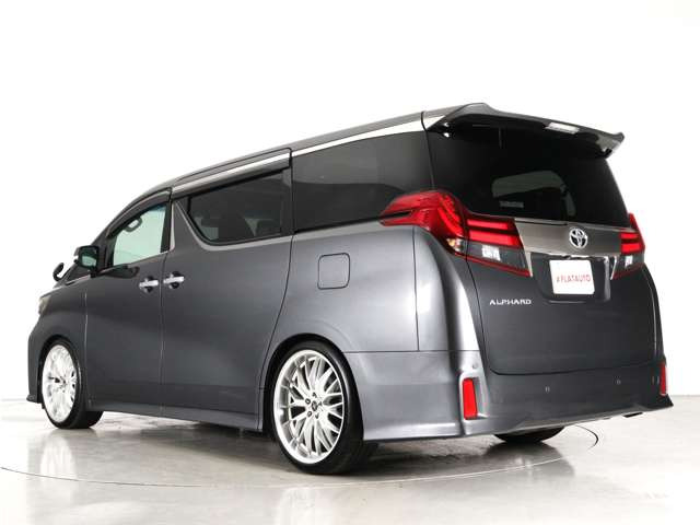 追加のお写真や動画など、メールやLINEでお送りできます!気になる点があればどんなことでも専門スタッフまでお申し付けください♪