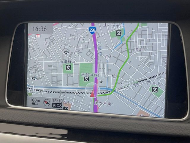 �������i�r:��̊��̂���i�r�́A����������ԓ������o���Ă���܂��BBluetooth�Đ��ȂǃI�[�f�B�I�@�\���[�����Ă���܂��̂ŁA�^�]�����y���߂܂���