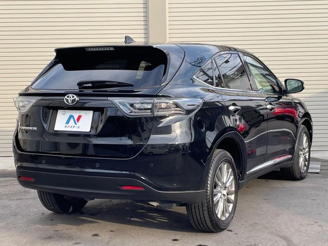 ☆全国のネクステージからお取り寄せが可能※!遠方の店舗に展示してあるクルマが気になる場合も、最寄りの店舗でご覧いただくことが可能です!是非私たちに要望をお聞かせください!※別途費用