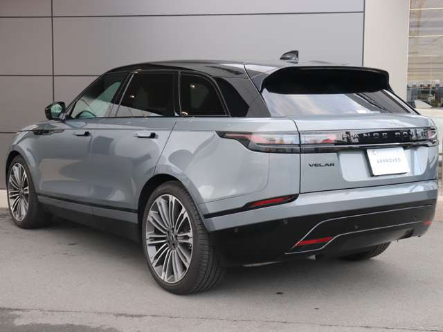 レンジローバーヴェラールダイナミック HSE 2.0L D200 ディーゼル 4WD