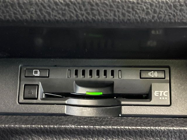 【ETC】高速道路の料金所をストレスなく通過!話題のスポットやサービスエリアに多い「スマートIC」利用時は必須のアイテムです。当店でセットアップを実施、ご納車当日からすぐにご利用いただけます!