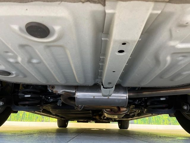 下回りがきれいなうちに、防錆加工の施工がオススメ。降雪地域はもちろん、沿岸部にお住いの方や、趣味でマリン・ウィンタースポーツをされる方に大変好評いただいております。