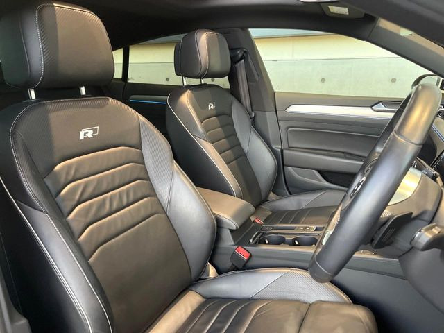 ●レザーシート:高級感漂うブラックレザーシートは、使用感も少なく良好なコンディションを保っております!その他、気になる箇所がございましたらお気軽にお問合せ下さい!