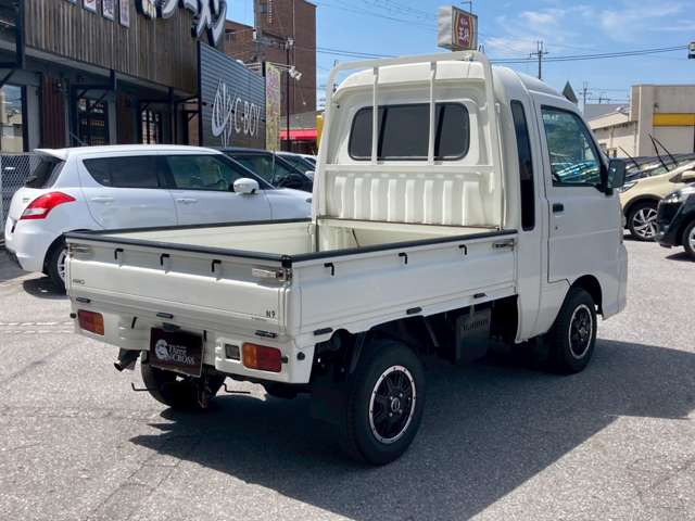 �X���[�N���X����X�̎ԗ��͍Œ�2�N�̈��S�ۏ؂��ʓr�L���ł��t���ł��܂�!�ڍׂ͓��X�X�^�b�t�܂ł��C�y�ɂ��₢���킹�������B