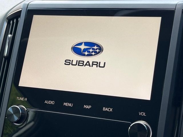 �y�����i�r�z�l�C�̏����i�r�𑕔����Ă���܂��B�i�r�̎g���₷���͂������A�I�[�f�B�I�@�\���[��!�L�����v�◷�s�͂������A�ʋ΂┃�����ȂǕ��i�̃h���C�u���y�����Ȃ�͂���