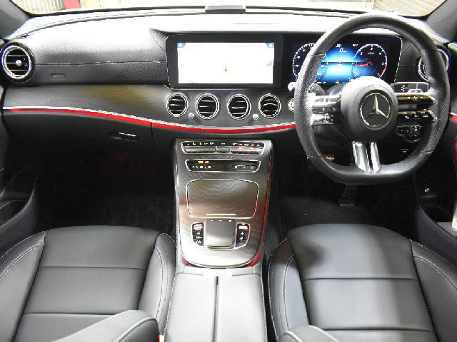 EクラスワゴンE220d スポーツ