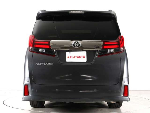 前後ドライブレコーダーもお取り付けできます!安心安全なカーライフには必需品ですね!