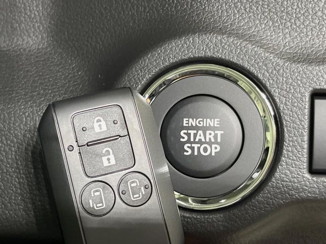 �y�L�[���X�X�^�[�g�V�X�e���z�J�o����|�P�b�g�ɓ��ꂽ�܂܂ł��h�A�̎{���E�������\�ȃX�}�[�g�L�[�𑕔��B�G���W���̃I���E�I�t�����J�M�����o���K�v����������Ƃ��Ă��֗��ł���