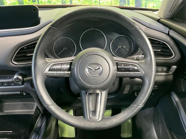 �y�����v�����X�e�A�����O�z�㎿�Ȋv���g�p���邱�ƂŁA��ɂ����������݂ƂĂ��^�]���₷���n���h���ł���