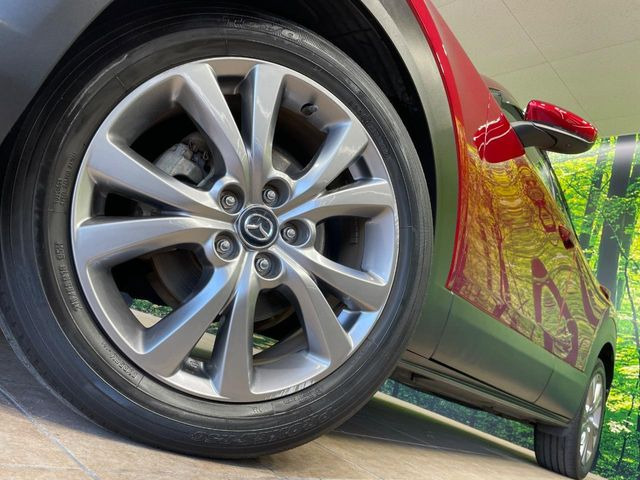 �y����18�C���`�A���~�z�C�[���z�O�ςɃ}�b�`���������A���~�z�C�[���𑕒����Ă���܂��B�e��ЊO�A���~�z�C�[����A�X�^�b�h���X�^�C�����戵�����Ă���܂��B���񂲑��k����������