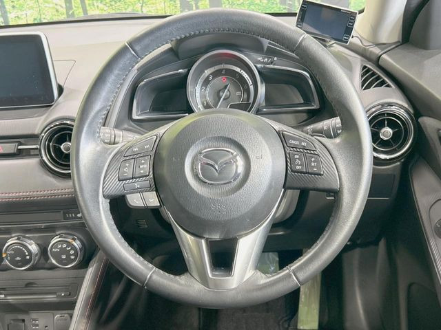 �y�����v�����X�e�A�����O�z�㎿�Ȋv���g�p���邱�ƂŁA��ɂ����������݂ƂĂ��^�]���₷���n���h���ł���