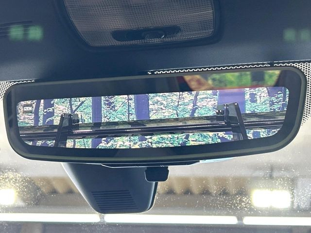 �y�A�h�o���X�h���[���~���[�z��Ȃ̑傫�ȉו��⓯��҂Ō�����m�F���Â炢���ł����S!�J�������B�e�����ԗ�����̉f�������[���~���[���ɕ\���B�N���A�Ȏ��E�ŏ󋵂̊m�F���\�ł�!