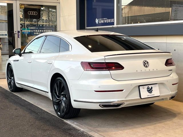 ●YANASEオートシステムズとの提携によって実現した高品質修理ネットワーク!大切なお車だから、万が一の修理でも「純正品質」をご提供。当店でご購入いただくお車にはメリットが数多くあります