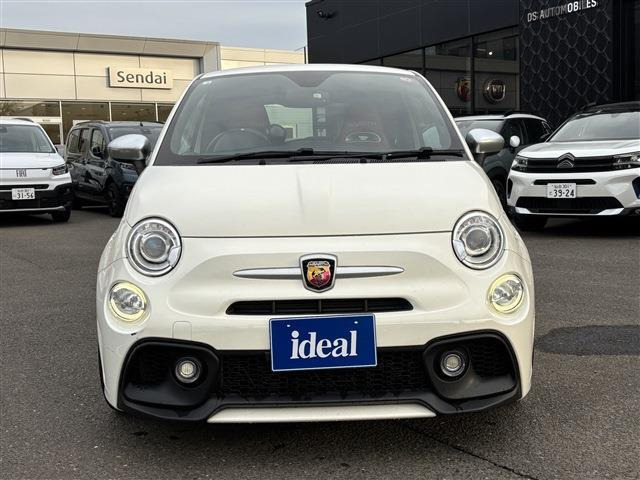 アバルト595ツーリズモ