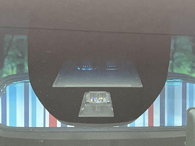 �y�V�e�B�u���[�L�A�N�e�B�u�V�X�e���z�ᑬ���s���ɑO���̎ԗ�����F�����A�Փ˂������Ȏ��͌x��ƃu���[�L�ŏՓˉ���Ɣ�Q�y�����A�V�X�g�B�����S�Ƀh���C�u�����y���݂��������܂��B