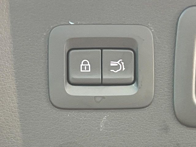 �y�p���[�o�b�N�h�A�z�X�}�[�g�L�[��^�]�Ȃ̃{�^�������������Ń��A�Q�[�g�������ŊJ���܂�!�ו��������Ă��鎞��A�����ʒu�ɂ���o�b�N�h�A��߂�ۂɕ֗��ȋ@�\�ł���