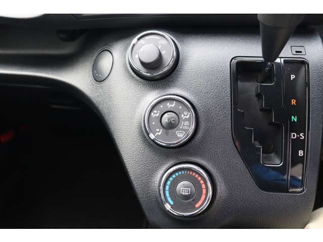 ��̓͂��₷�����ɊȒP�󒲃R���g���[���p�l����