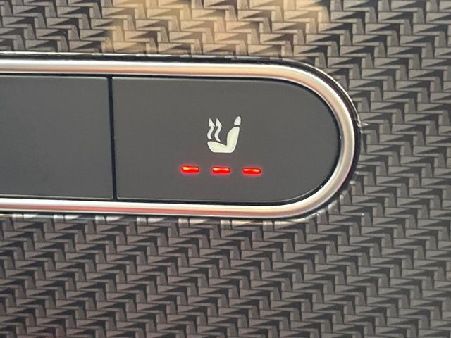 ���t�����g�V�[�g�q�[�e�B���O:�^�]�ȁE����ȋ��ɎO�i�K�Œ��߂��\�ȃV�[�g�q�[�^�[�𑕔����Ă���܂��B�G�߂��킸���K�ɂ��g�p���������܂��B