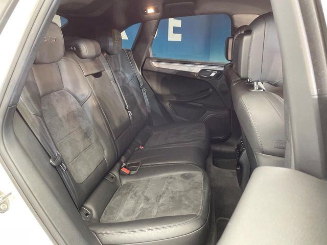 ���㕔���Ȃ��C�ɂȂ�悤�ȃL�Y�E�����ւ��蓙�A�傫�ȃ_���[�W�͂Ȃ��A�ǍD�ȏ�Ԃł��B