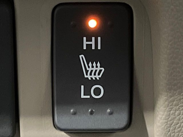 �y�V�[�g�q�[�^�[�z�������ɏd�󂷂�V�[�g�q�[�^�[!�G�A�R����葁�����܂��Ă����̂Ŋ�����̐l�����S�ł��ˁ�G�A�R���̉����͊������邩����A�Ƃ������ɂ����������߂ł��B