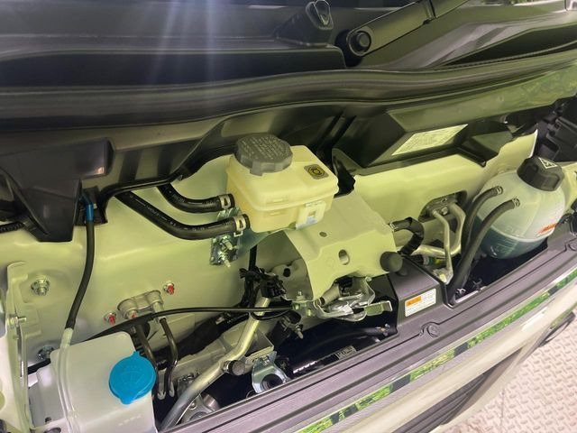 親切・丁寧な専門メカニックスタッフが応対!・車検・点検整備・事故等の修理などアフターサービスも安心。お車のカスタマイズもネクステージのサービススタッフまでご相談ください!