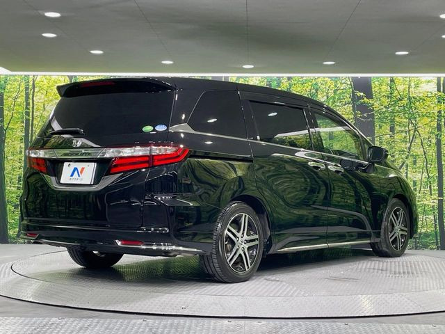 ☆全国のネクステージからお取り寄せが可能※!遠方の店舗に展示してあるクルマが気になる場合も、最寄りの店舗でご覧いただくことが可能です!是非私たちに要望をお聞かせください!※別途費用