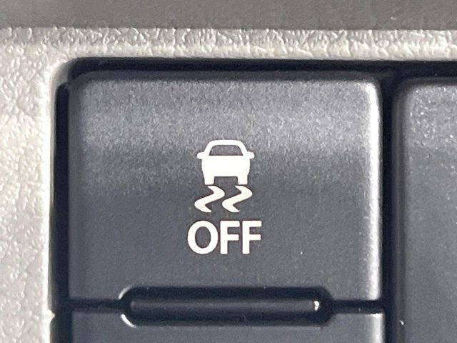 �y������h�~���u�z�ԗ��̉���������m����ƁA�����I�Ɏԗ��̐i�s������ۂ悤�Ɏԗ��𐧌䂵�܂��B�J�̓��ȂǊ���₷���H�ʏ󋵂ł����S�ȉ^�]���\�ł��B